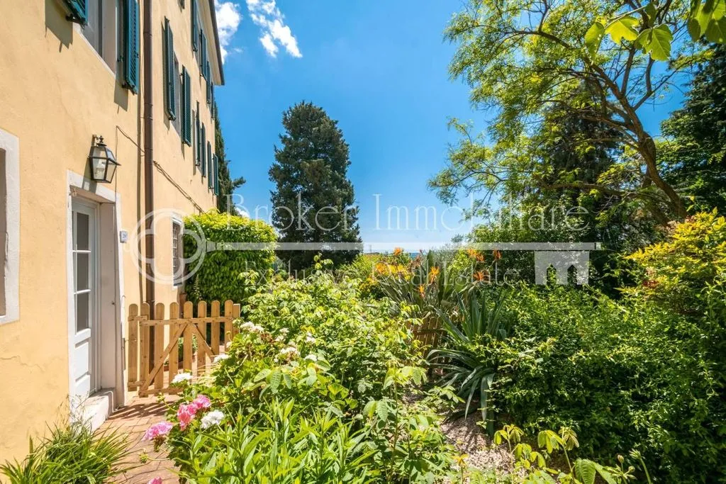 Jardin - Rustic Tuscan Casale with Pool in Massarosa