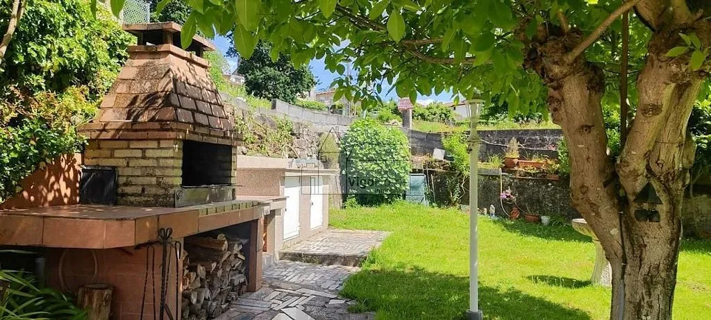 Garden - Chalet with Garden and Garage in Moaña