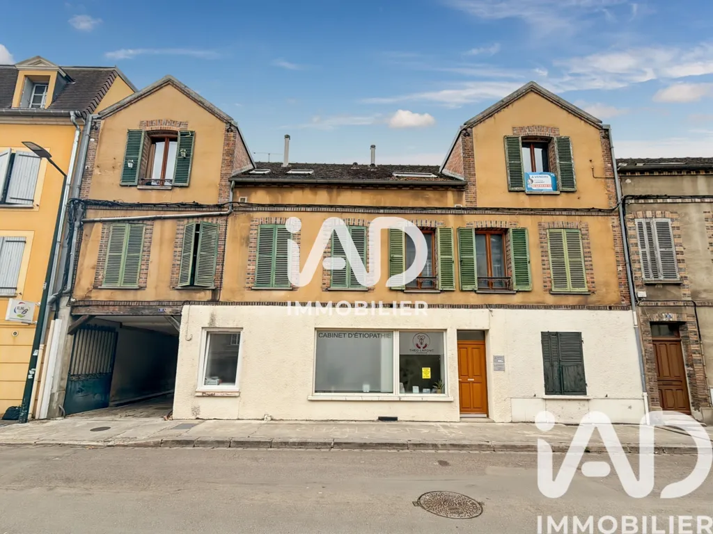 Välivaade - Charming 5-Bedroom Apartment in Sens