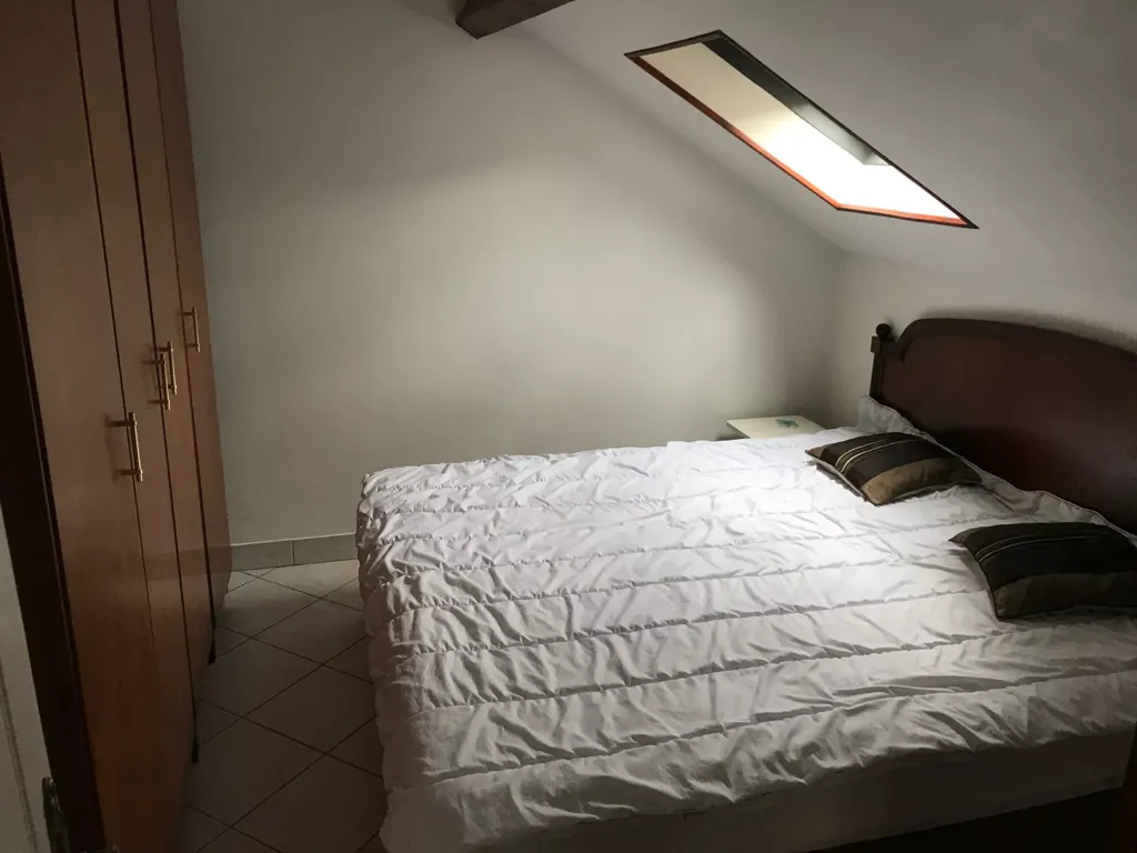 Chambres - Appartement Meublé 2 Pièces à La Ferté-Milon