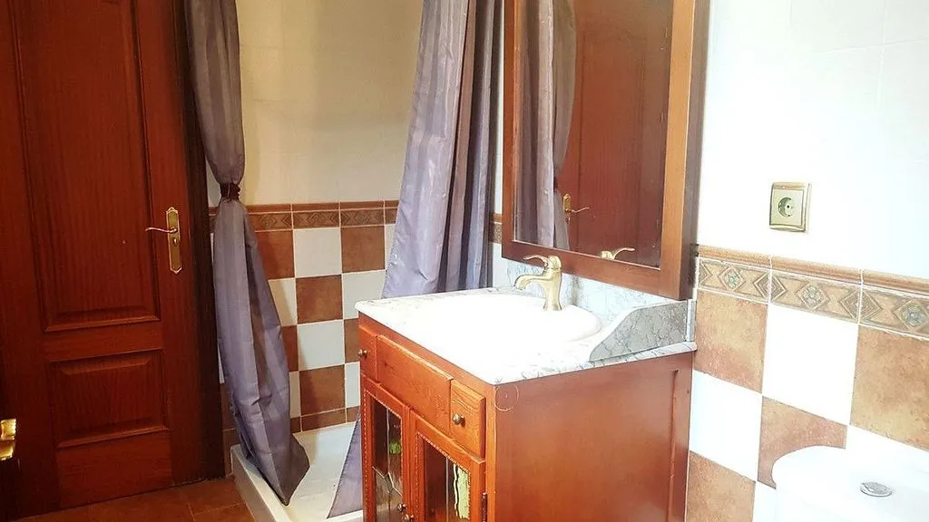 Vannitoad - Chalet with Pool in Casco Antiguo