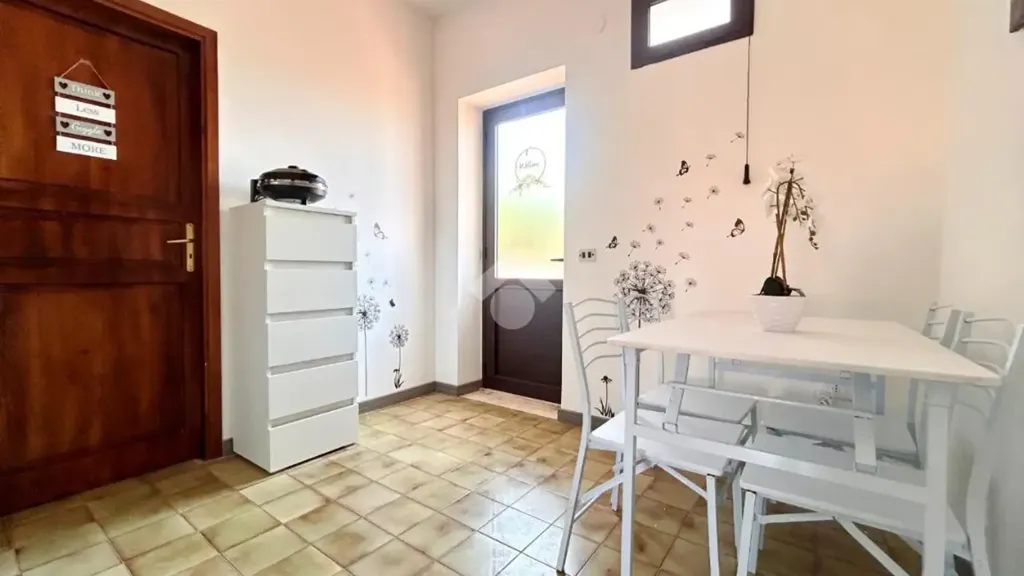 Söögituba - First Floor Apartment with Terrace in Scalea