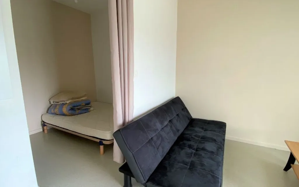 Chambres - Studio Meublé avec Balcon à La Rochelle