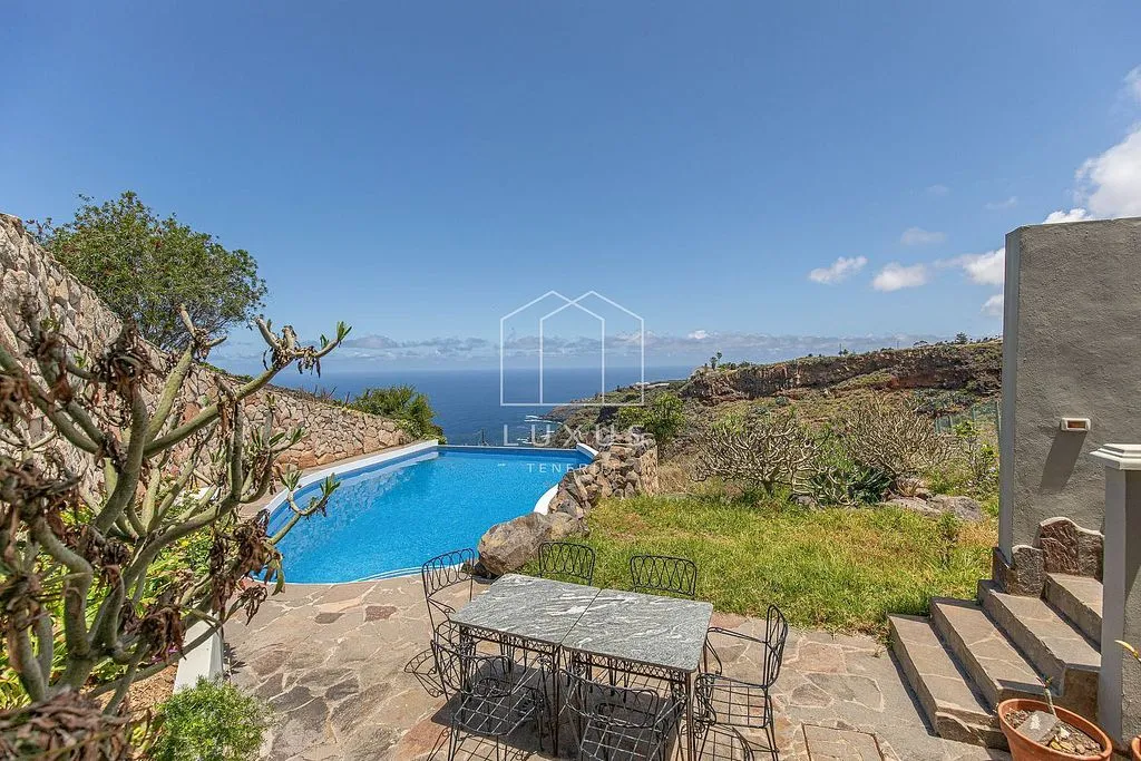 Piscine - Luxury Villa with Pool in El Sauzal