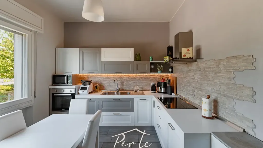 Köök - Modern Villa with Garden in Cerese, Borgo Virgilio