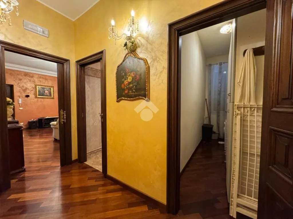 hallway_entrance