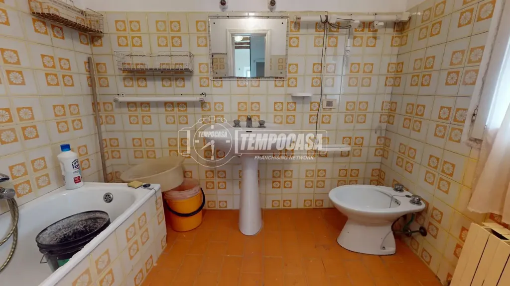 Salles de bain - Maison 4 pièces à IT