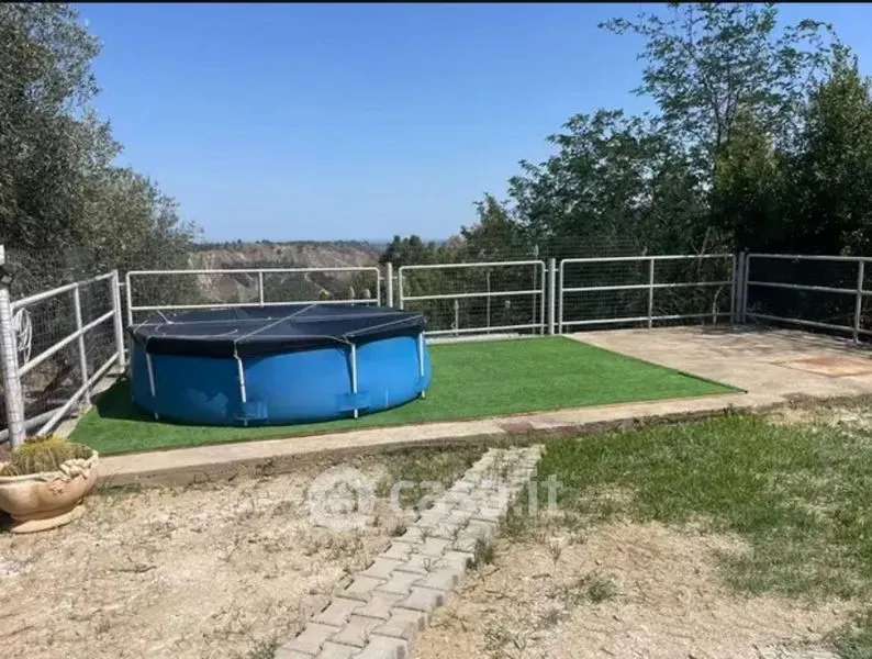 Bassein - Detached House with Garden in Pisticci