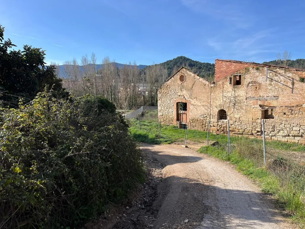 Välivaade - Historic Mill with River Views in Valderrobres