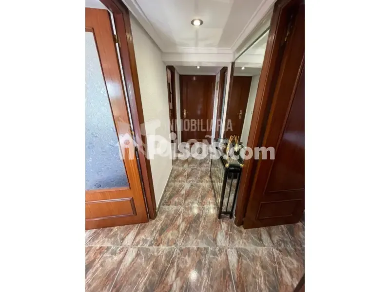 Esik - Ground Floor Apartment with Garden in Haro