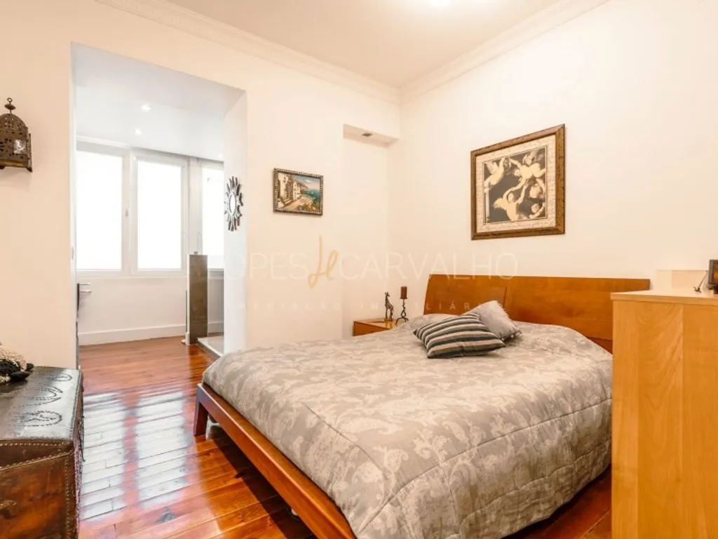 Magamistoad - Luxury Apartment with High Ceilings in Lisbon