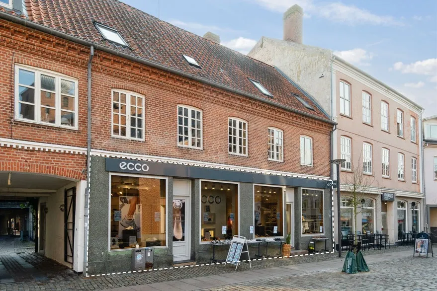 Esterno - Retail Space with High Visibility in Randers
