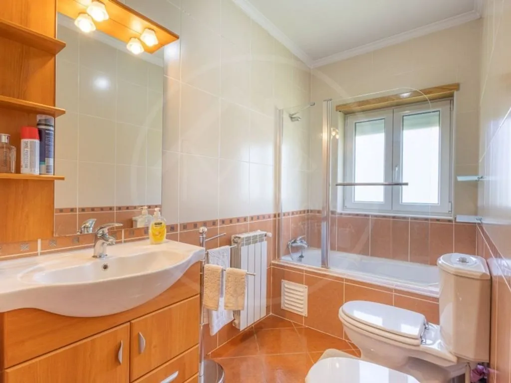 Vannitoad - Luxury Villa with Garden in Adoufe, Vila Real