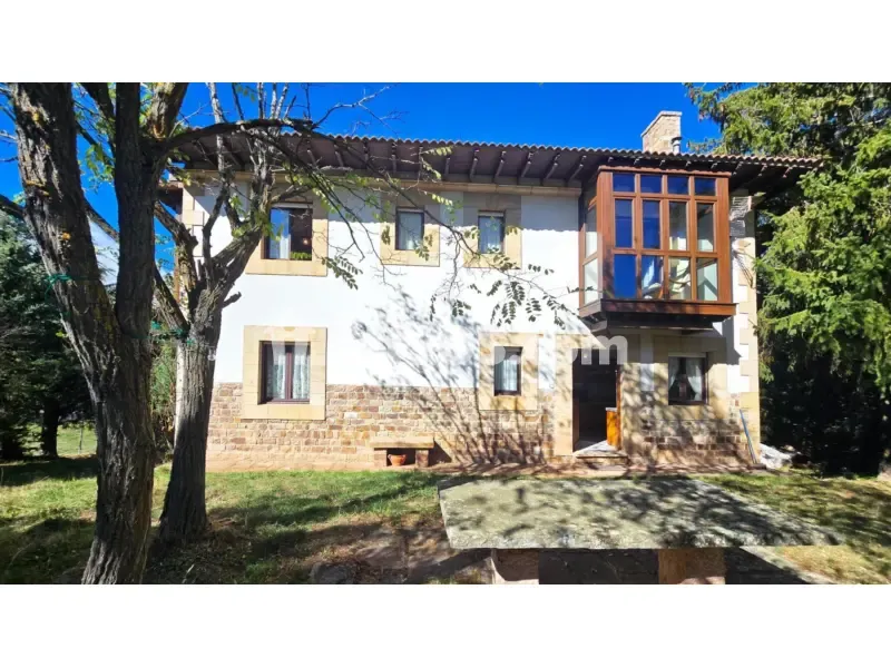 Exterior - Stone Cottage with Character in Entrambasaguas