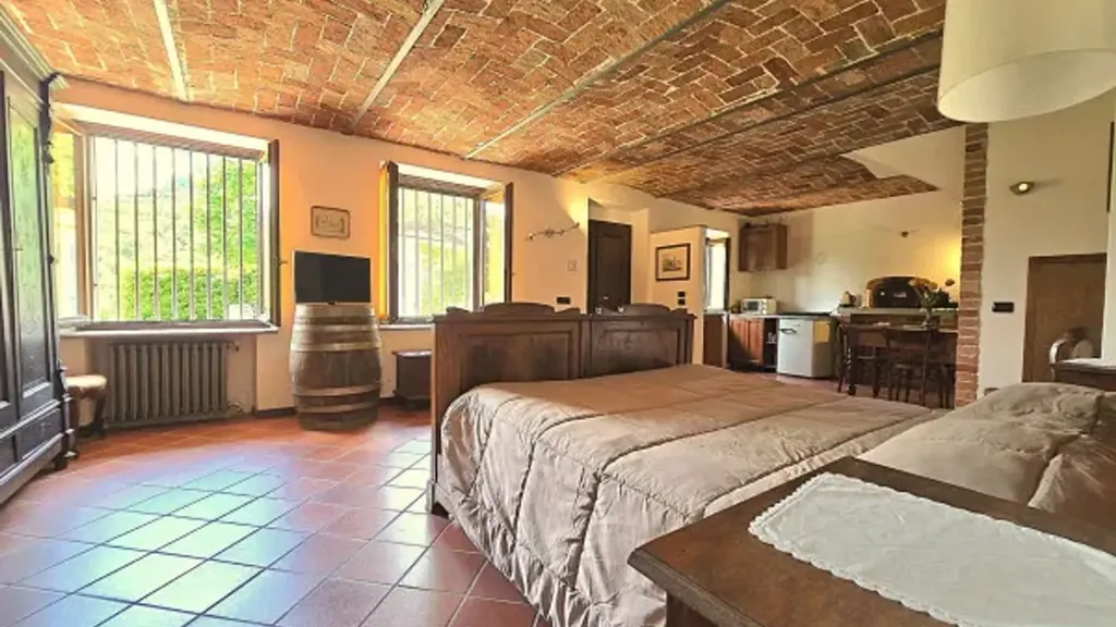 Bedrooms - Rustic Cascina with Garden in Diano d'Alba