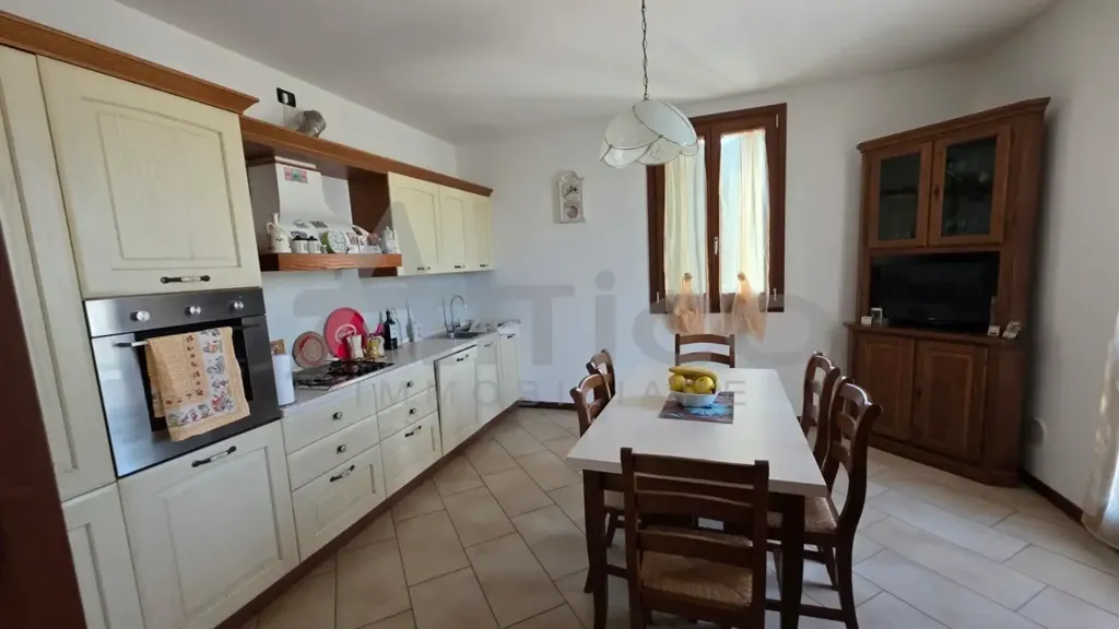 Söögituba - Independent House with Private Garden in Pincara