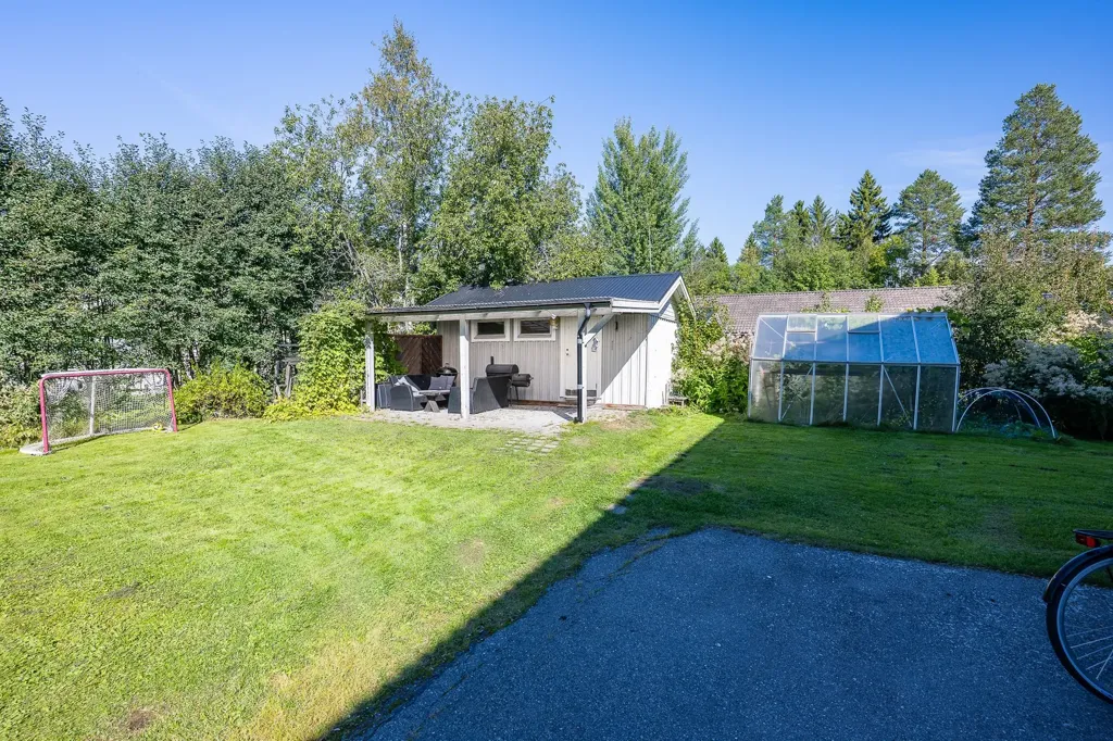 Jardin - Two-Unit House with Central Location in Vännäs