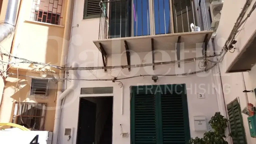Välivaade - Rustic Villa with Balcony in Palermo