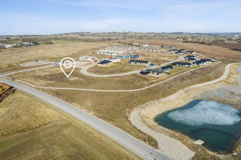 Õhuvaade - Year-Round Plot with 5G Coverage in Rønde