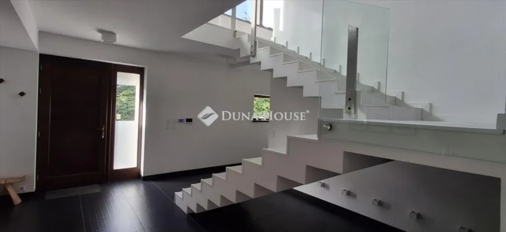 Stanze - Premium House with Mediterranean Panel in Dunaharaszti