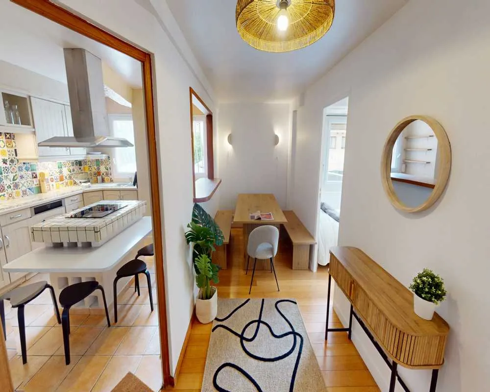 Appartement 7 pièces à Paris