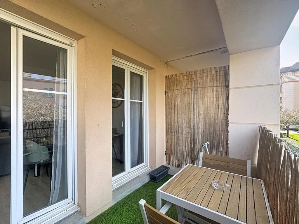 Balcon - Appartement Rénové avec Balcon à l'Ouest
