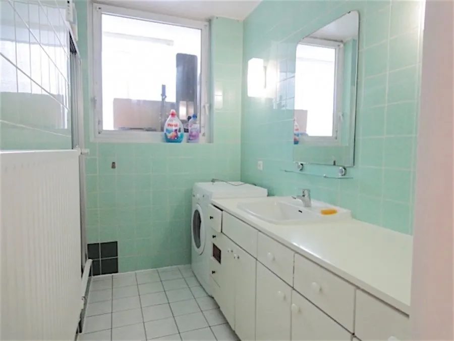 Salles de bain - Appartement avec Terrasse à Howald