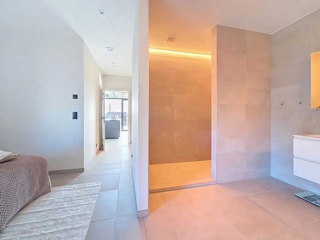 Salles de bain - Villa de Luxe avec Terrasse à Dilbeek