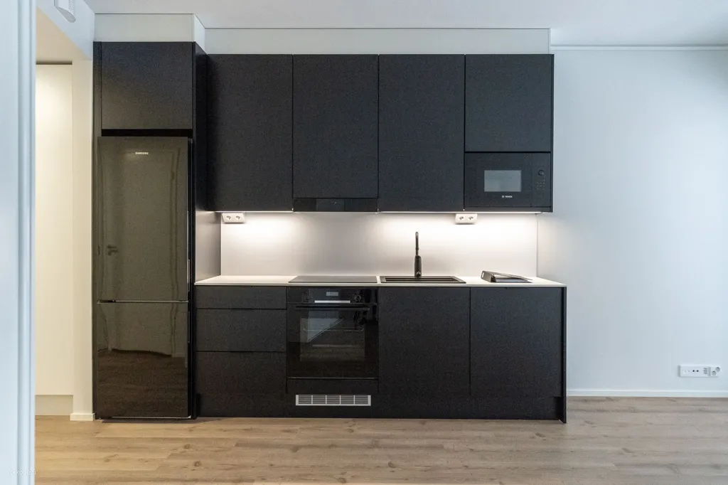 Köök - Modern Studio with Balcony in Turku