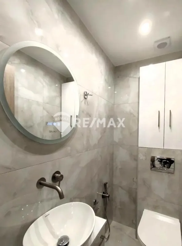 Vannitoad - Renovated Apartment with Balcony in Thessaloniki