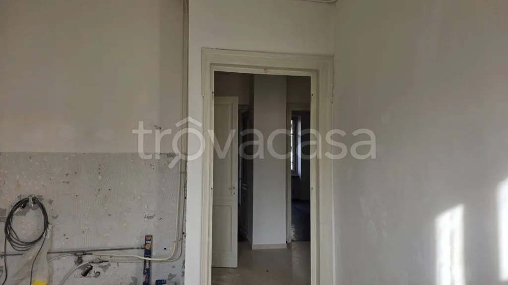 hallway_entrance