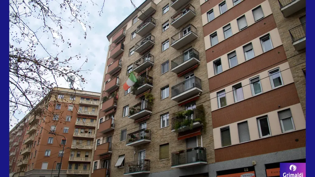 Välivaade - Modernised Apartment with Balcony in Milan
