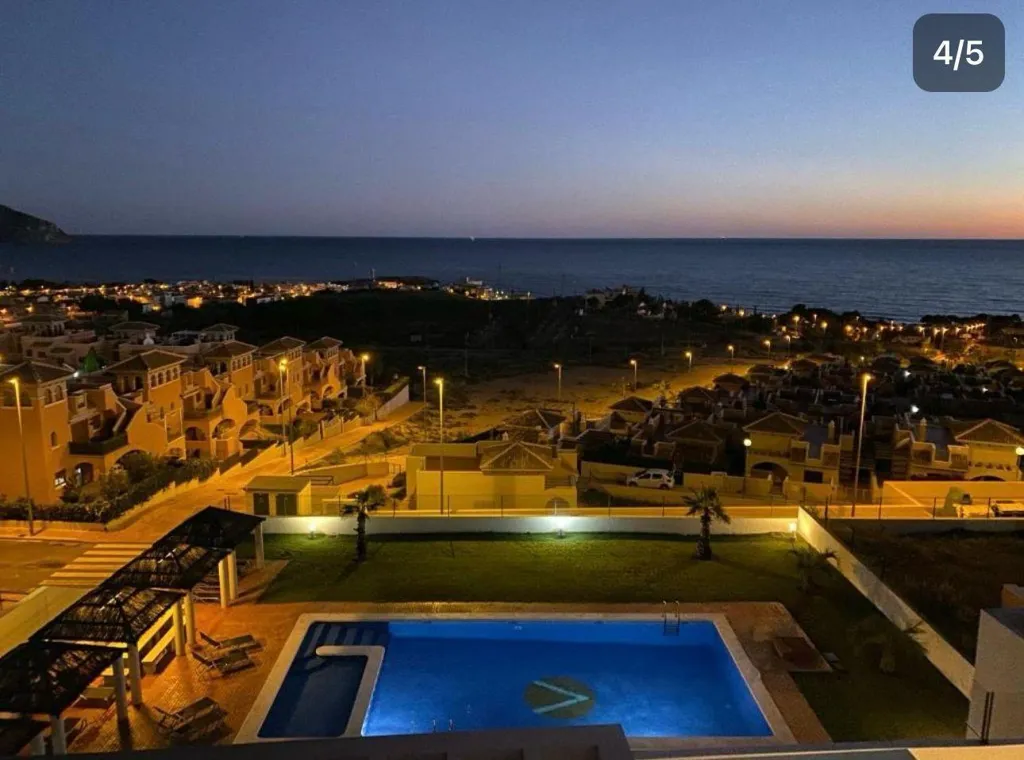 Rõdu - Penthouse with Sea Views in Mojón Hills