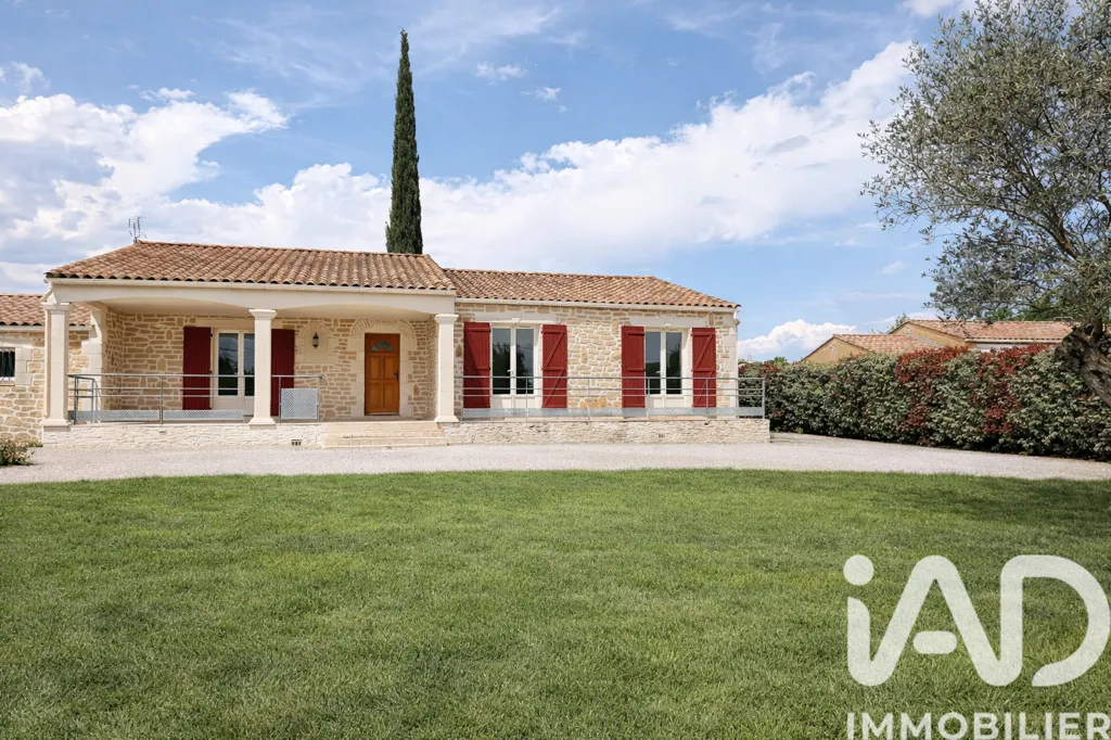 Extérieur - Maison contemporaine avec jardin à Rousson