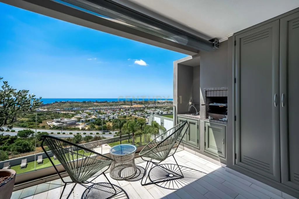 Balcony - Modern Apartment with Sea View in Albufeira