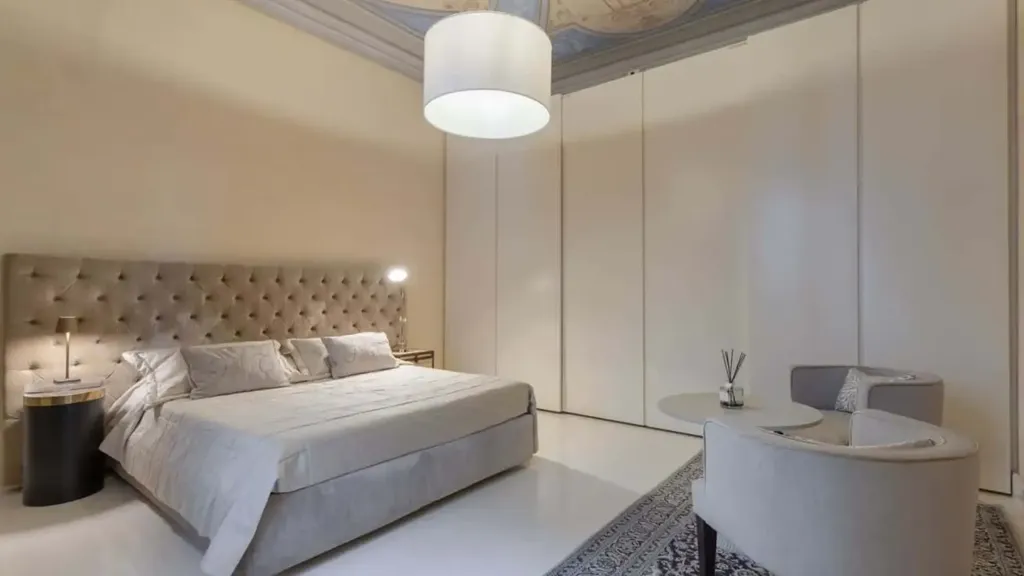 Bedrooms - Renaissance-Style Apartment with Terrace in Florence