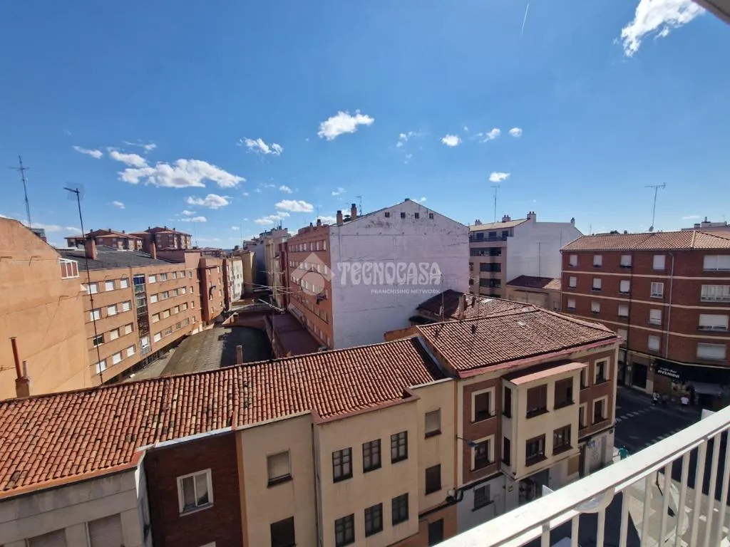 Rõdu - Apartment with Terrace in Palencia