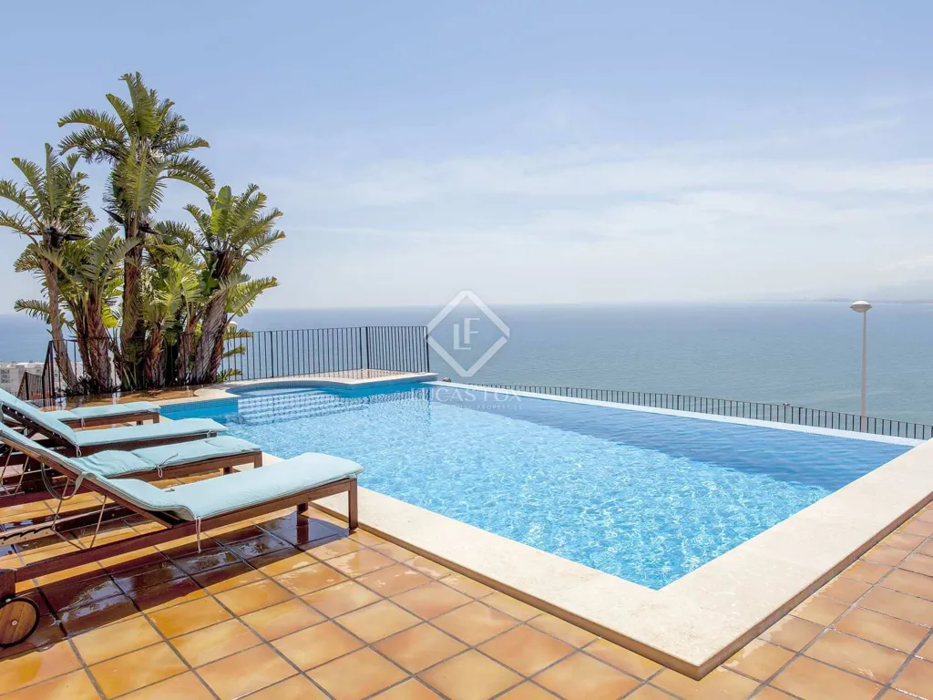 pool_area