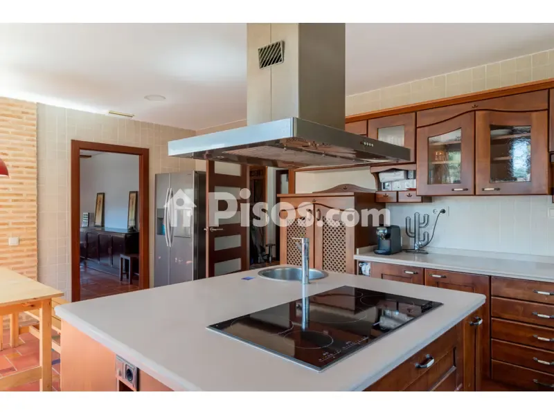 Cuisine - Rustic Villa with Pool in Godelleta