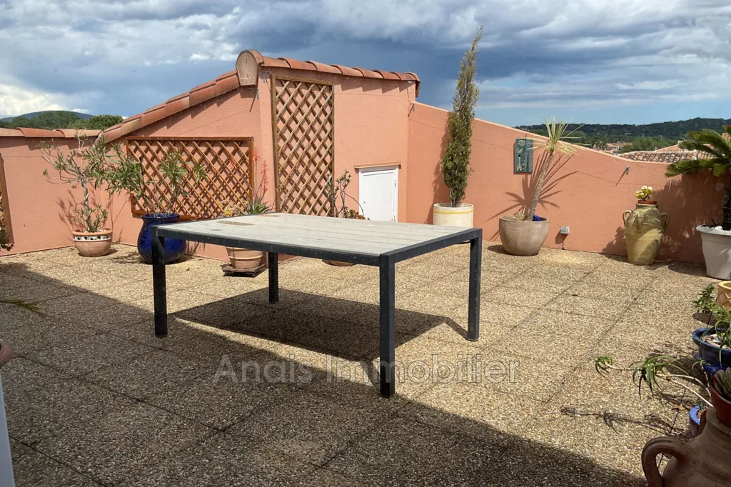 Terrass - 4-Bedroom Apartment with Terrace in Cogolin