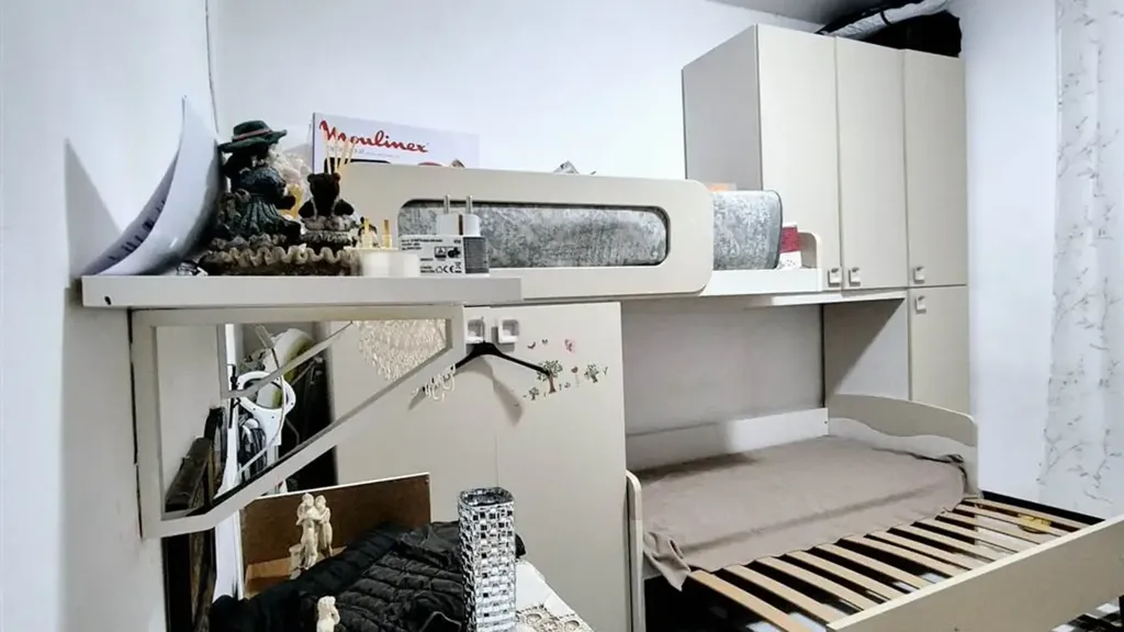 Magamistoad - Three-Bedroom Apartment in Ancona