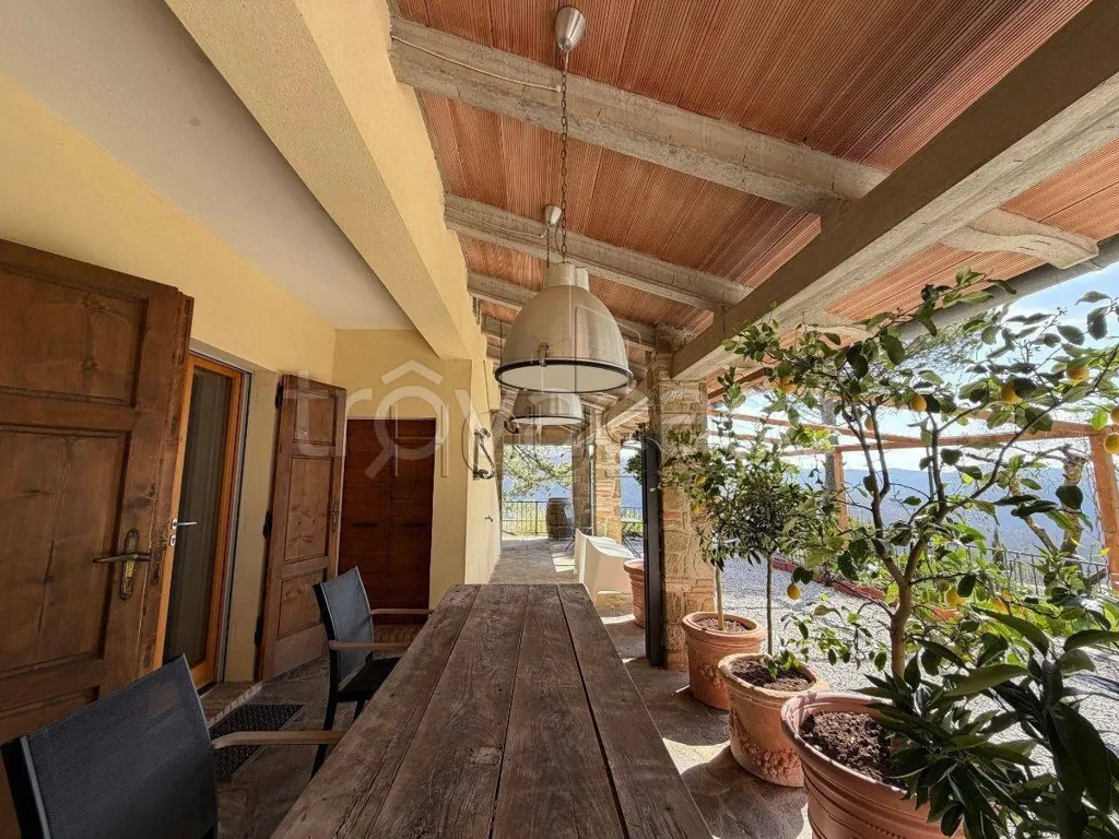 Terrasse - Luxury Villa with Panoramic Views in Umbertide