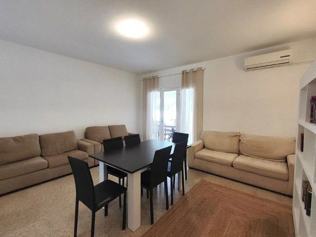 Dining Room - Semi-Detached House Near Beach in Dénia