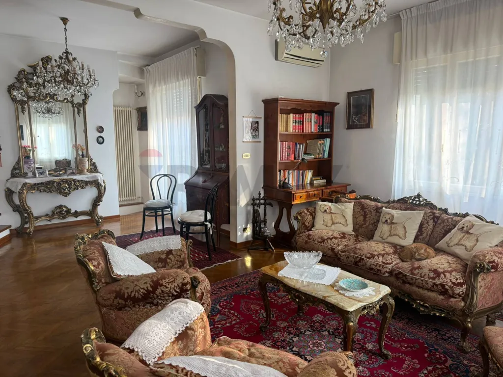 Living Room - Villa with 1,200m² Garden in Adria
