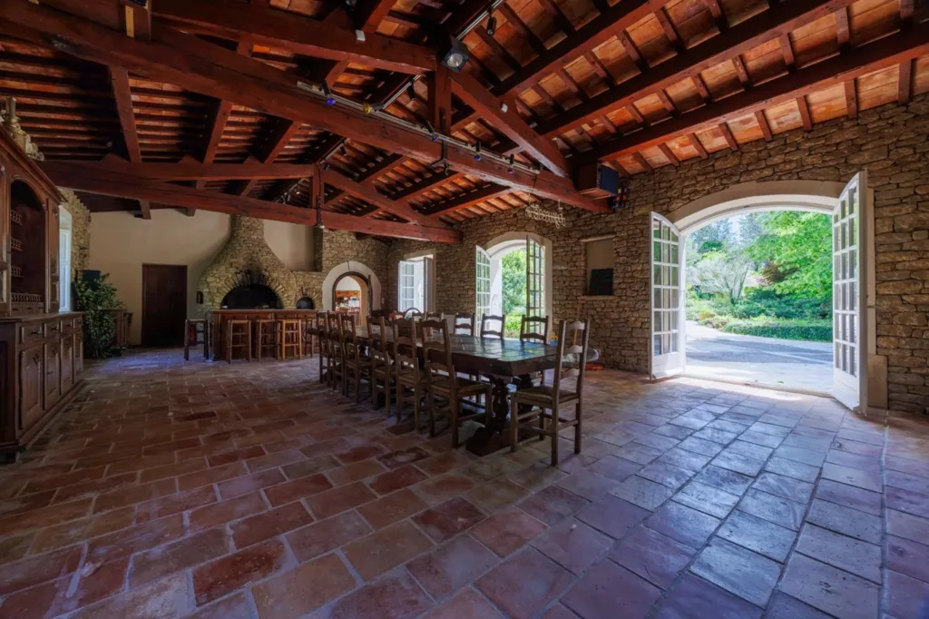 Salle à manger - Mas de Maître avec Piscine Intérieure à Pertuis