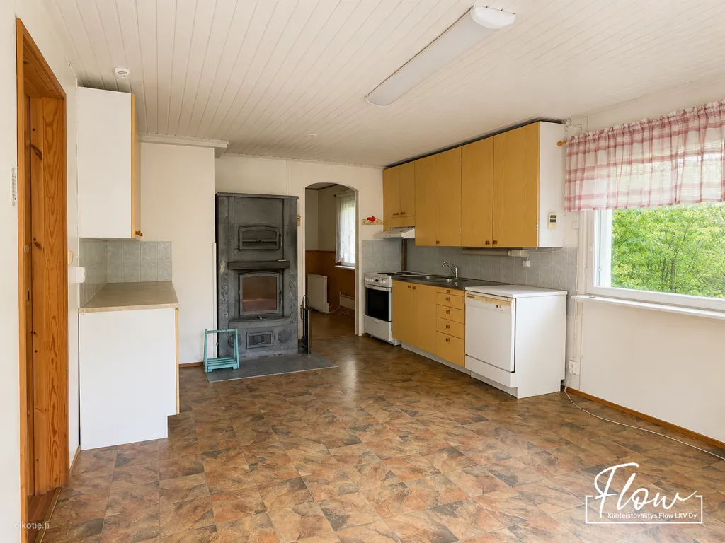 Cuisine - Compact Cottage with Garden in Viitasaari