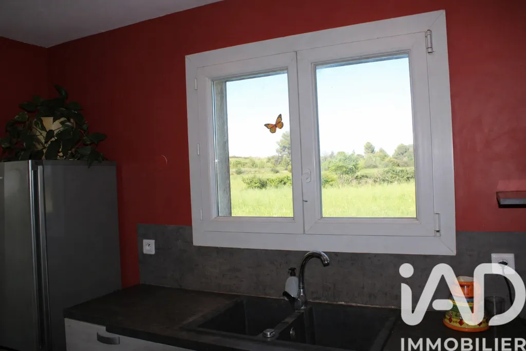 Köök - Charming Villa with Pool in Poussan