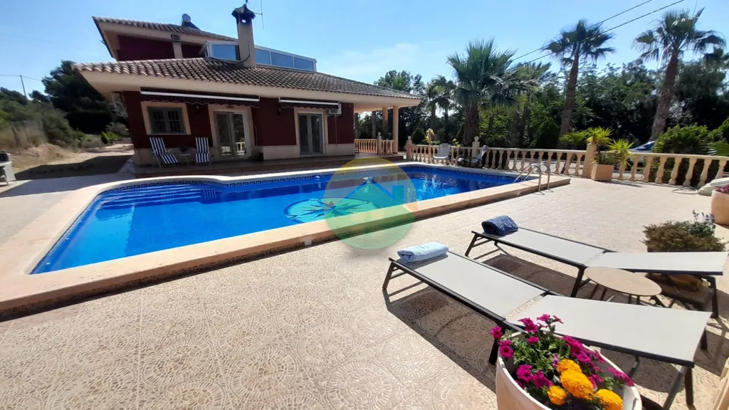 Piscina - Detached Villa with Pool in Totana