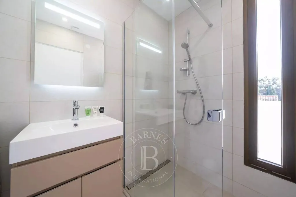 Vannitoad - Luxury Villa with Sea View in Cap d'Antibes