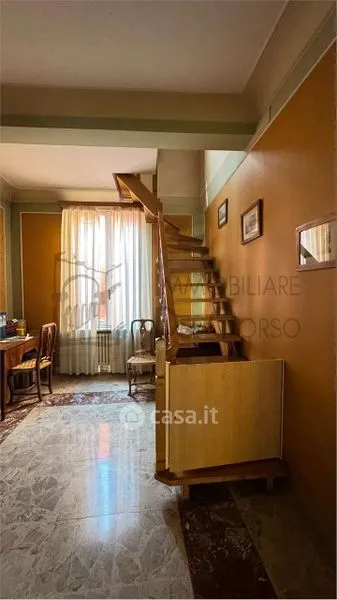 Pièces - Charming Penthouse with Ascender in Modena